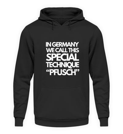 Tief Schwarz-639
